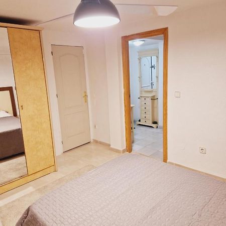Magnifico Chalet Adosado En Torrevieja, Alicante. 外观 照片