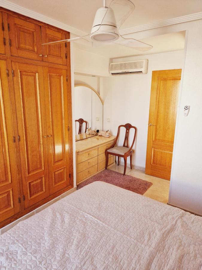 Magnifico Chalet Adosado En Torrevieja, Alicante. 外观 照片