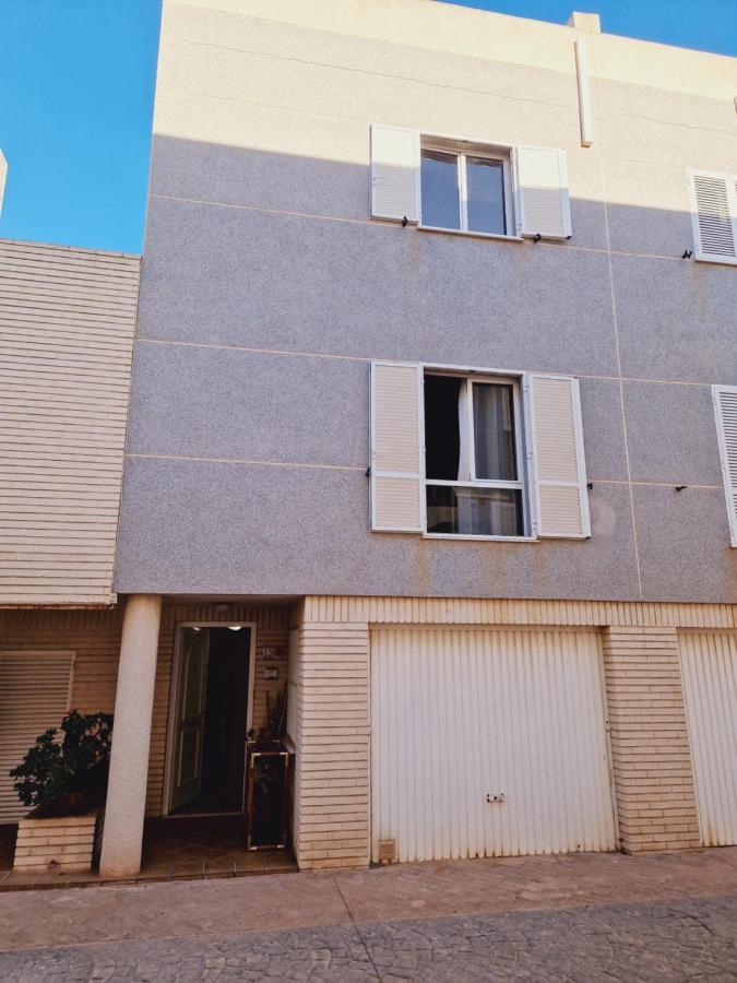Magnifico Chalet Adosado En Torrevieja, Alicante. 外观 照片