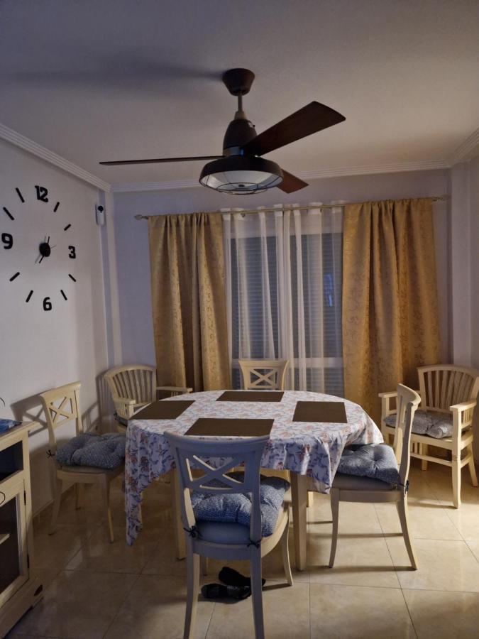 Magnifico Chalet Adosado En Torrevieja, Alicante. 外观 照片